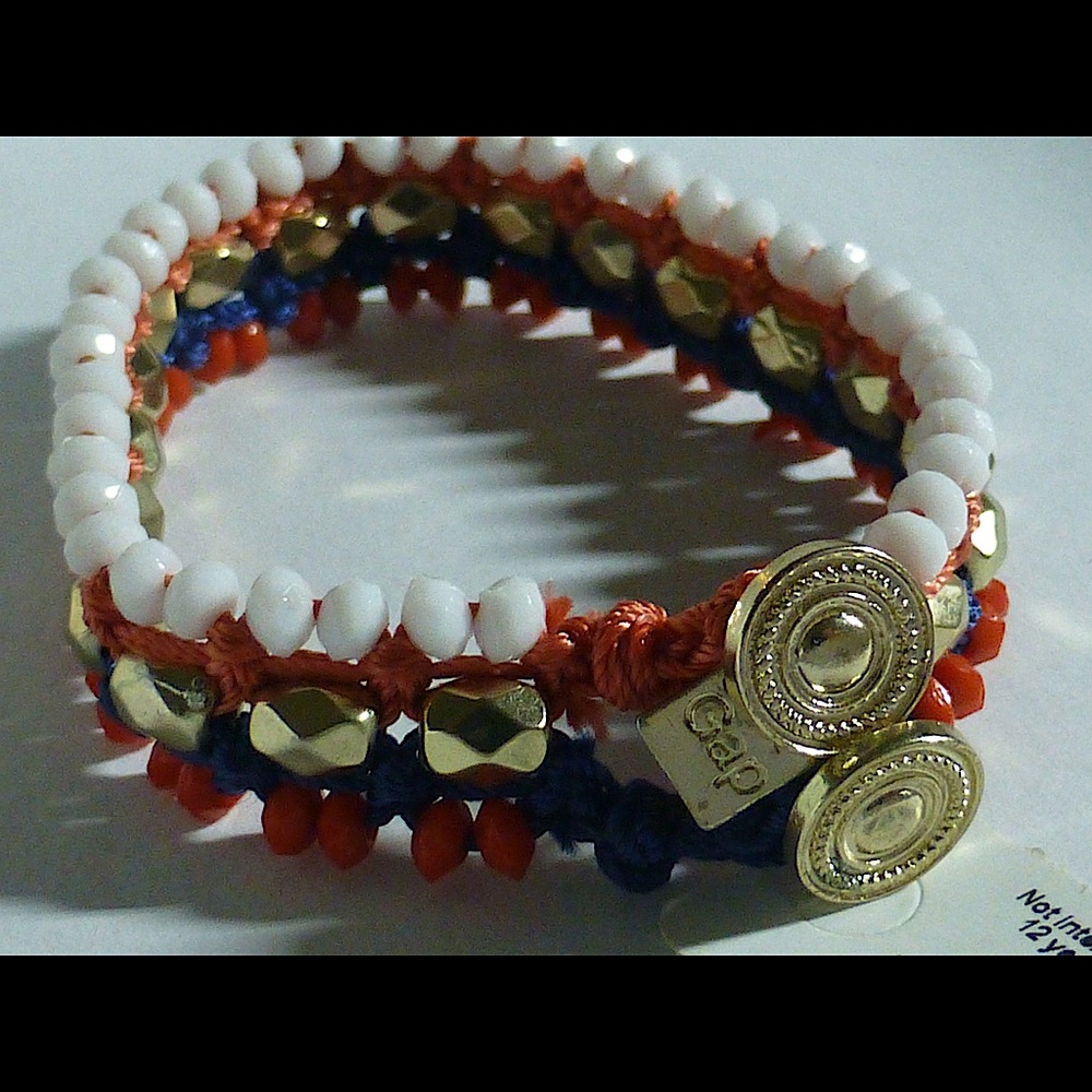 Gap bracelet BNWT imported from US